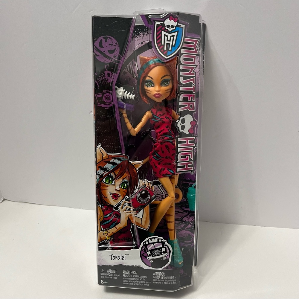 MONSTER HIGH DOLL NRFB TORALEI FREAKY FIELD TRIP NWT 2014 toy